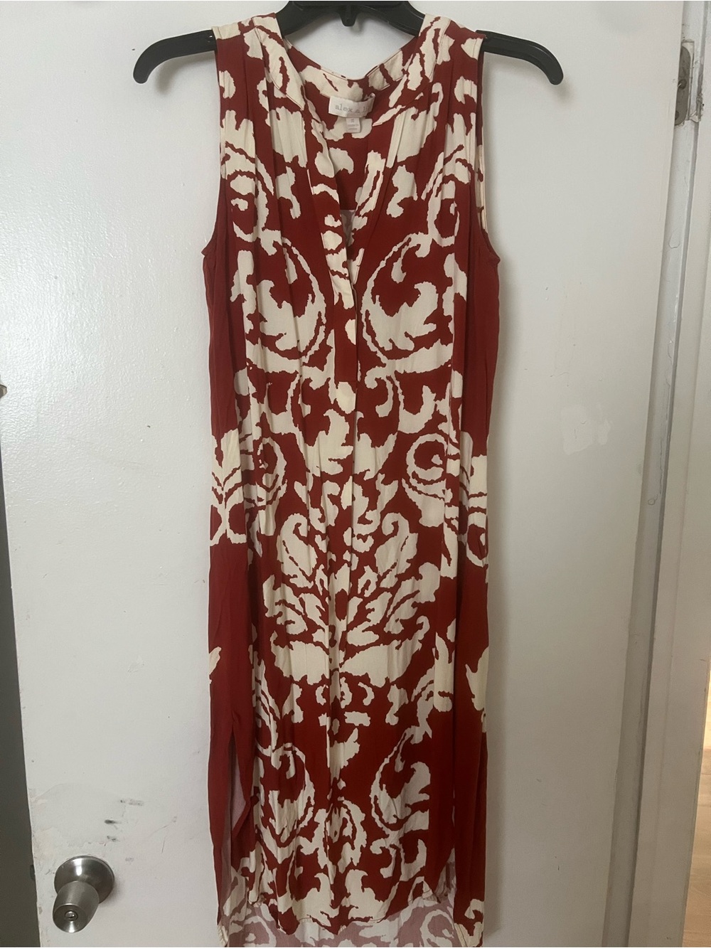 Alex and Ani Sleeveless Rust and Cream Printed Maxi Dress